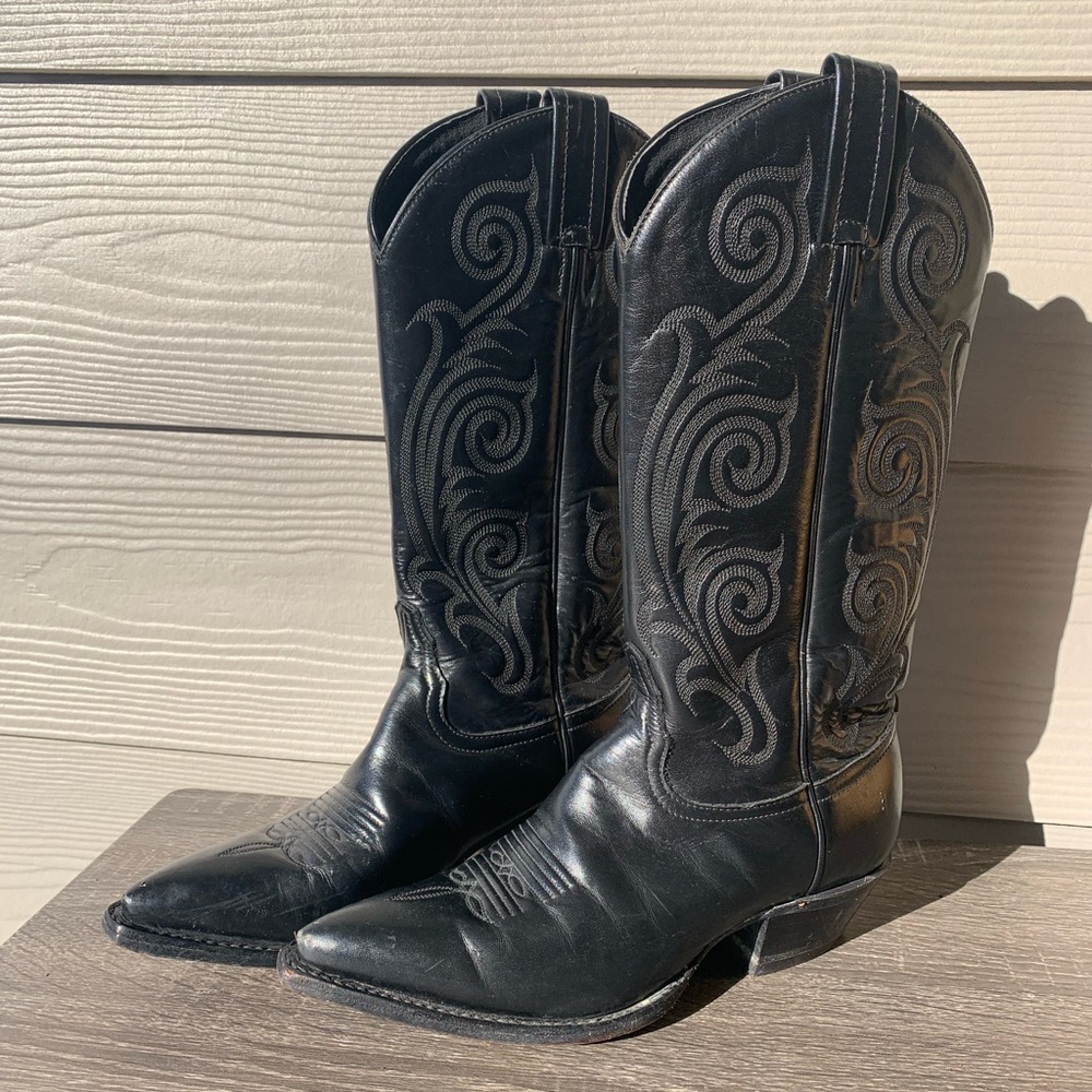 Womens Size 7 Black Tony Lama’s